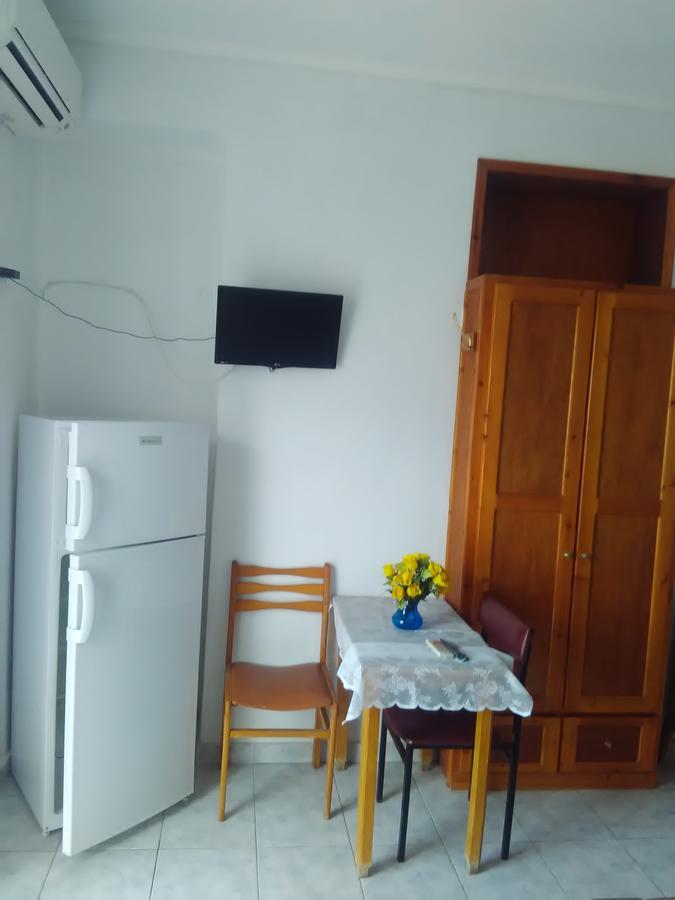 לאוטרה אדיפסאו Alina Classic Hotel מראה חיצוני תמונה